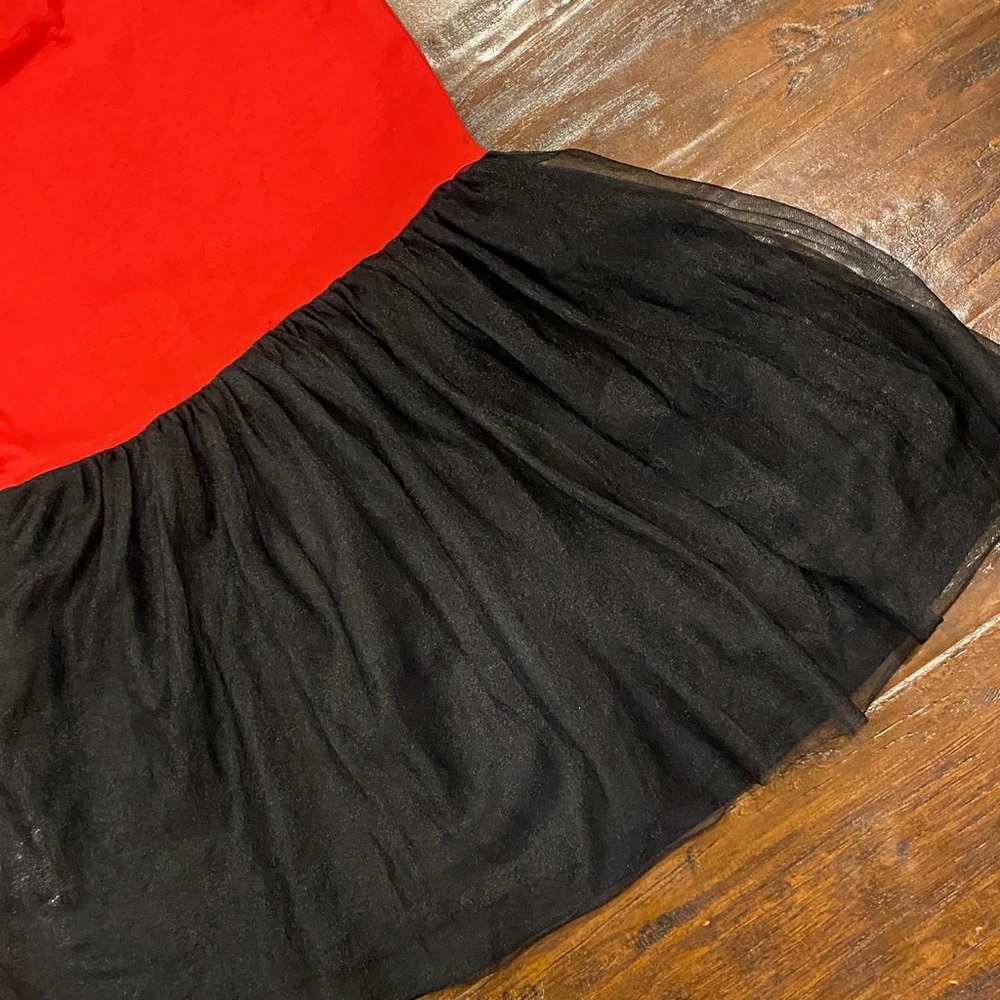 Minnie Mouse Red and Black Tutu Dress with Mouse Ears Hood Size 7/8 - Picture 8 of 9